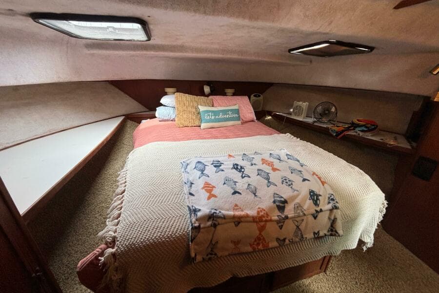 1994 Harbor Master 52 Coastal Cruiser