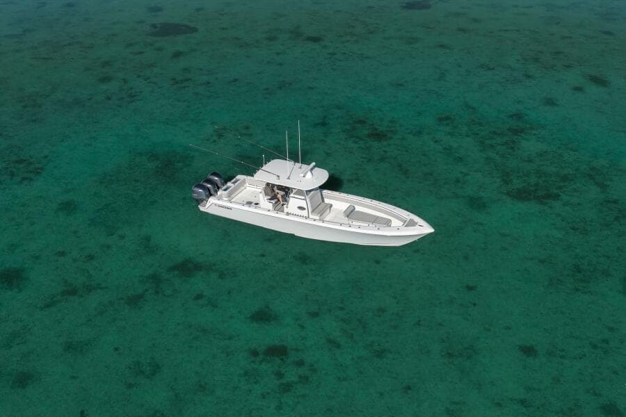 2021 Contender 39 ST