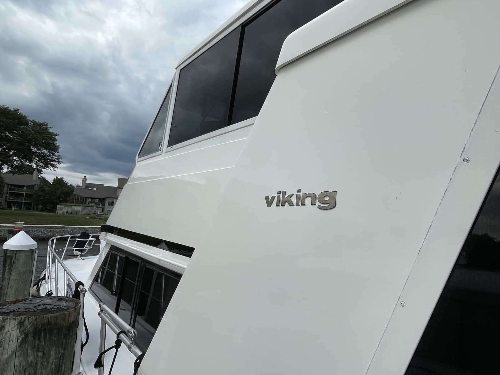 1995 Viking 54 Sports Yacht - Photo 18