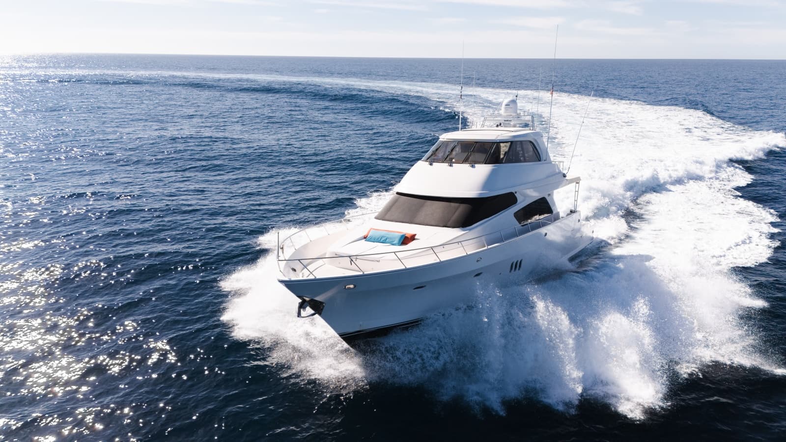 2012 McKinna 69 Skylounge