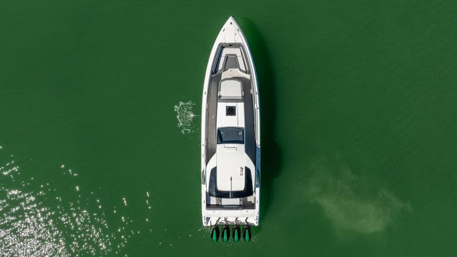 2024 Cigarette 42 Auroris