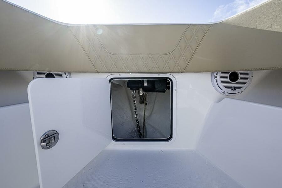 2023 Invincible 33 Open Fisherman