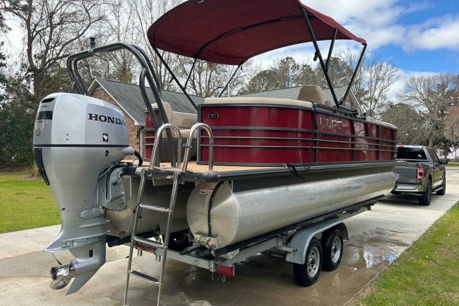 2018 Coach Pontoons 230 RF