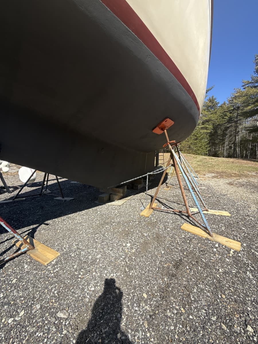 1995 Island Packet 37