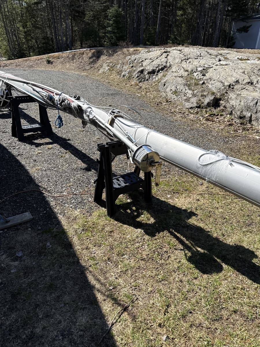 1995 Island Packet 37