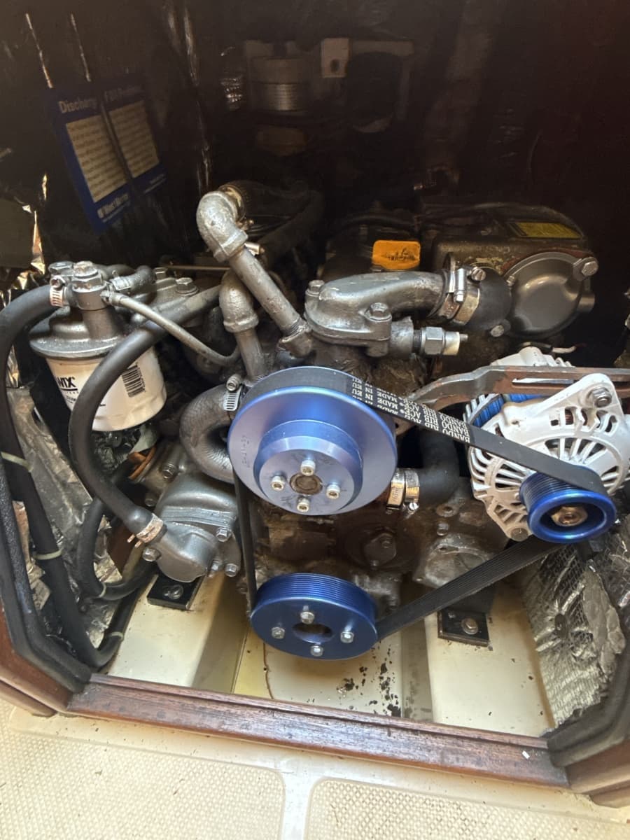 1995 Island Packet 37