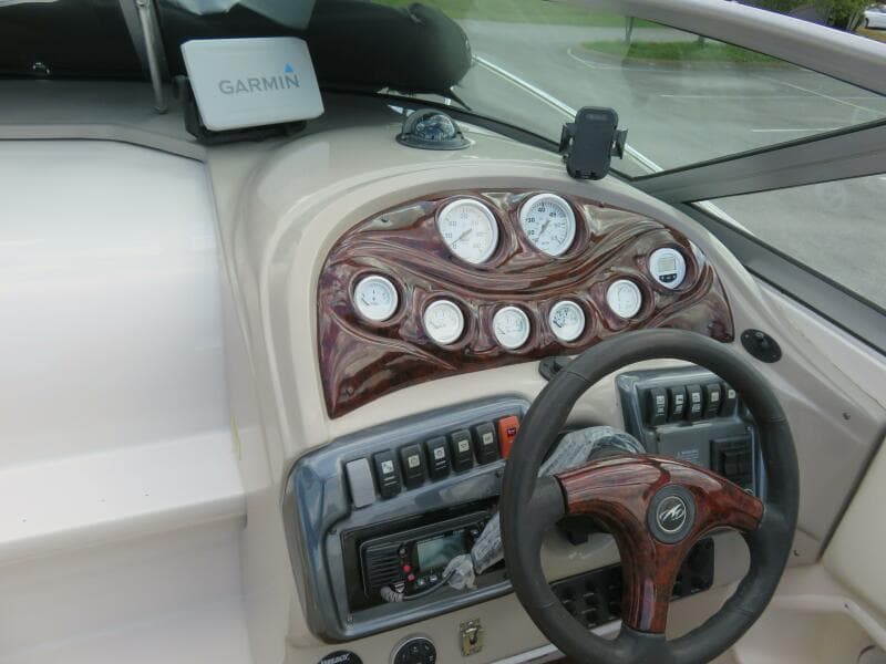 2004 Monterey 245 CRUISER