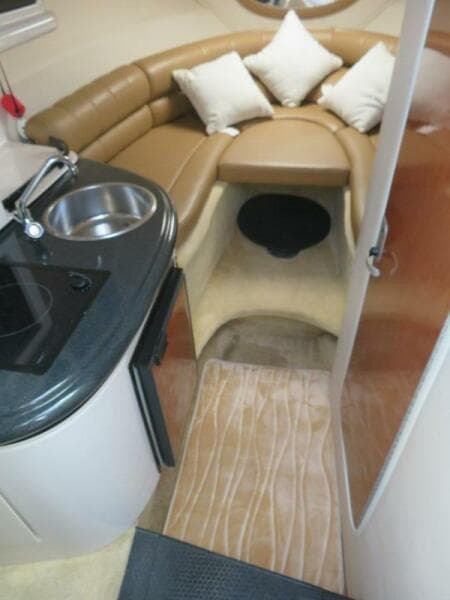 2004 Monterey 245 CRUISER