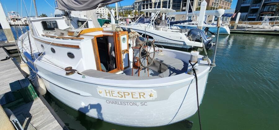 1996 Tillotson-Pearson Motorsailer 32