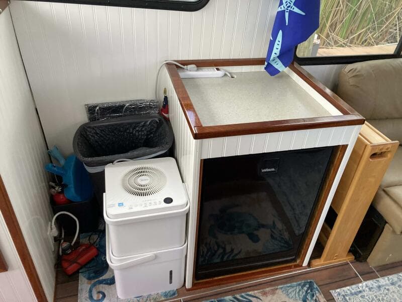 1978 Prairie Boat Works Coastal Cruiser