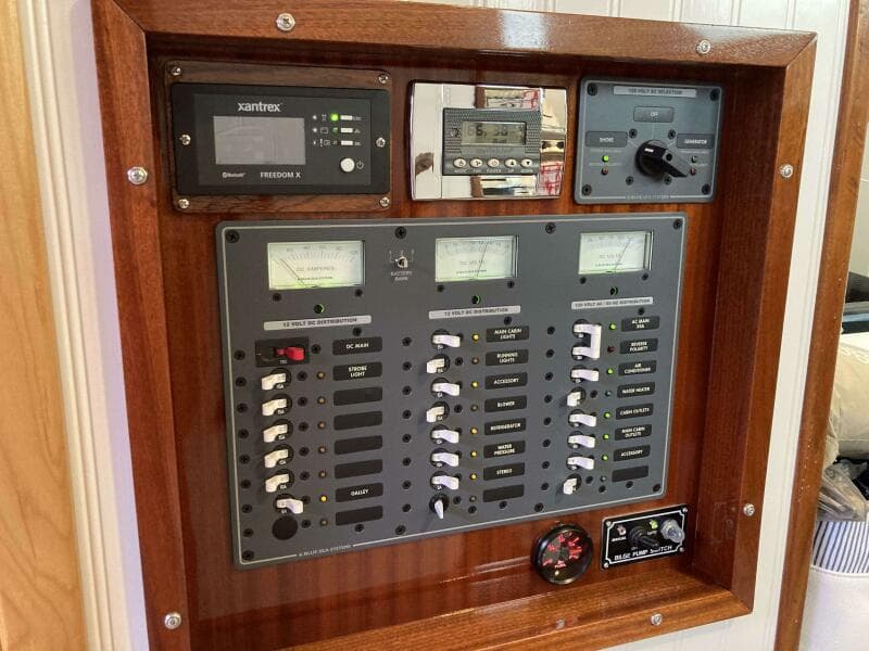 1978 Prairie Boat Works Coastal Cruiser