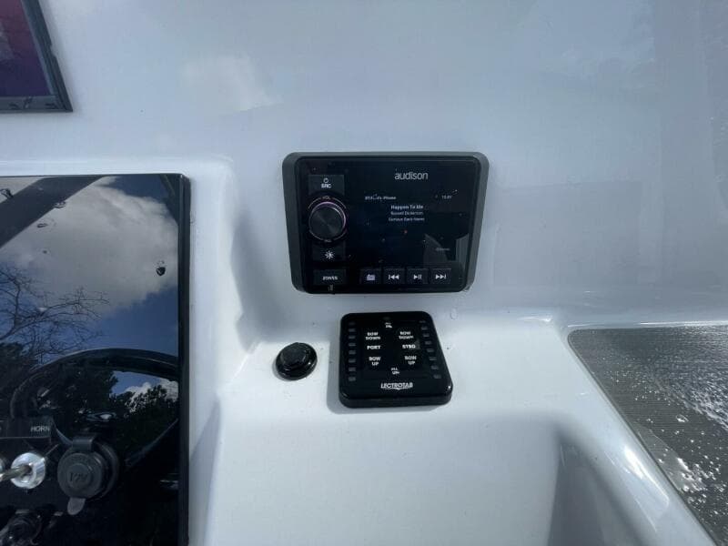 2023 Sea Pro 248 DLX