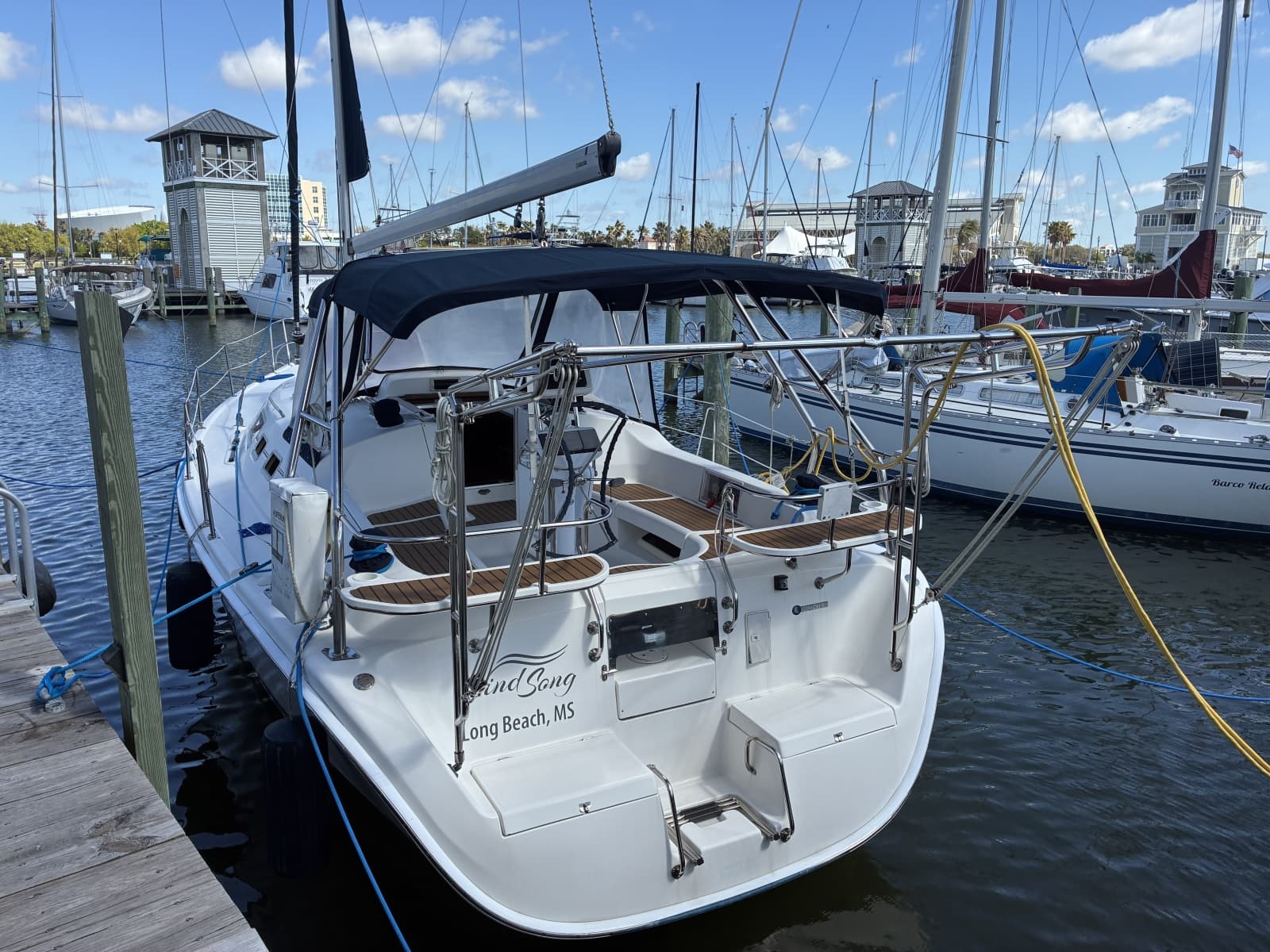 2008 Hunter 38 - Port Transom