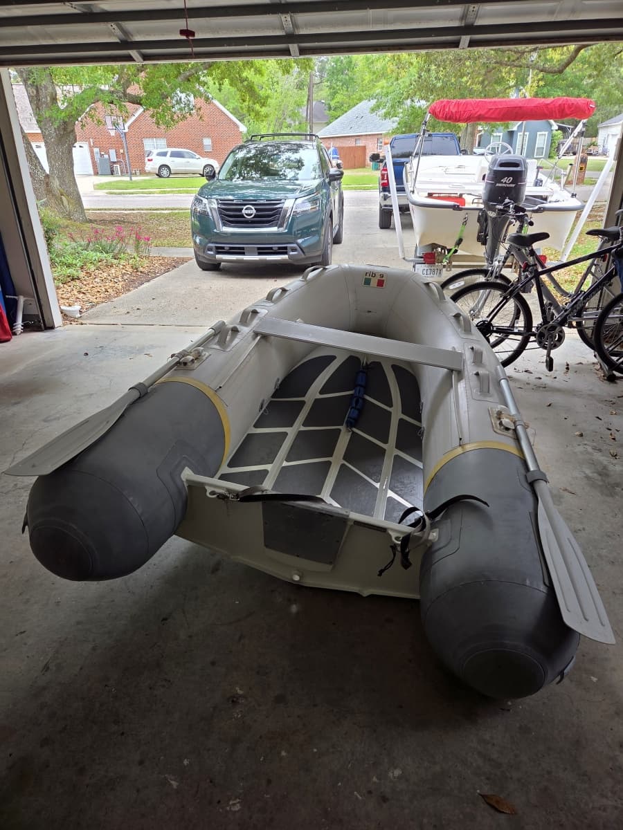 2008 Hunter 38 - Dinghy