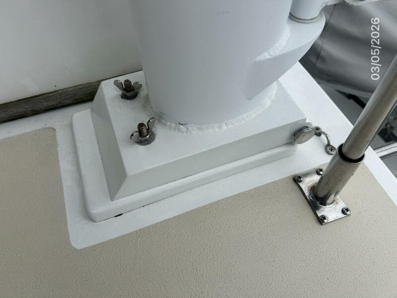 42' Grand Banks mast base hinge