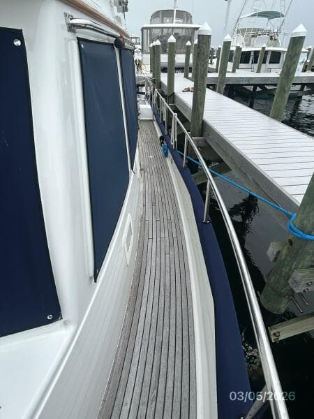 42' Grand Banks port side deck1