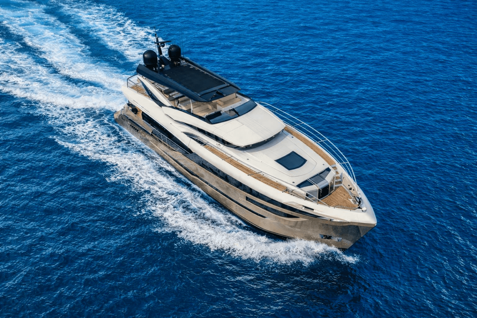 2018 Dominator Yachts Dominator Ilumen - Photo 2