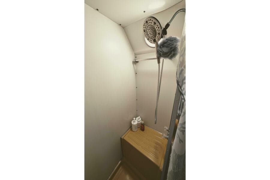 1969 Chris-Craft 35 Commander