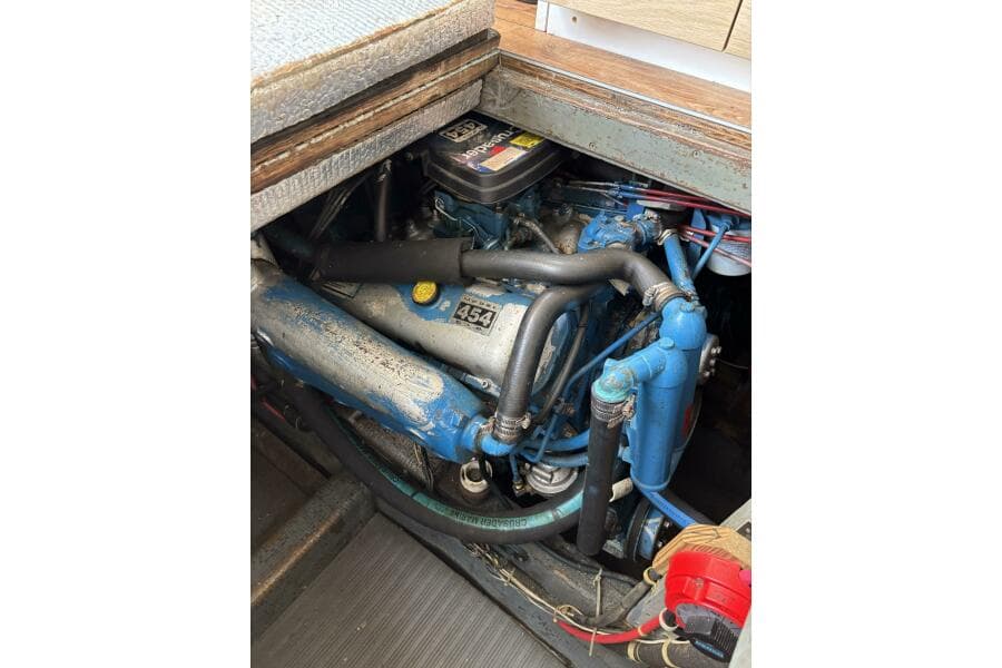 1969 Chris-Craft 35 Commander