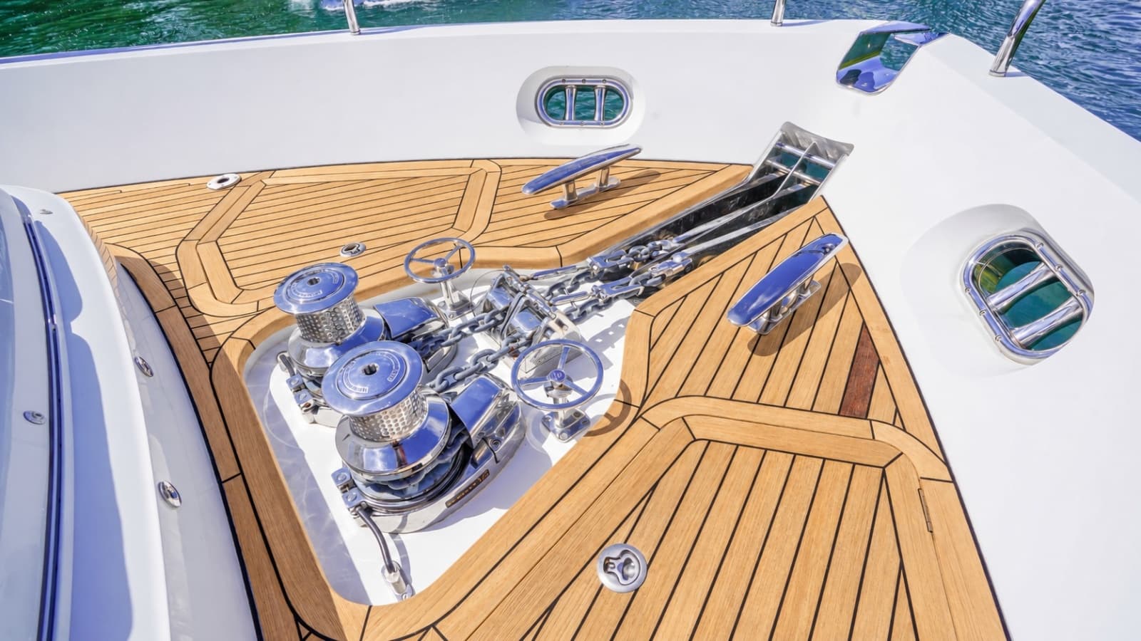 2021 Princess Y85 - Photo 19