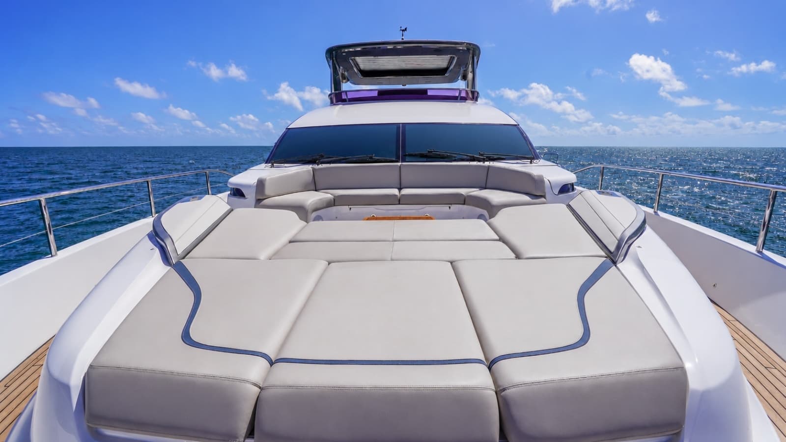 2021 Princess Y85 - Photo 17