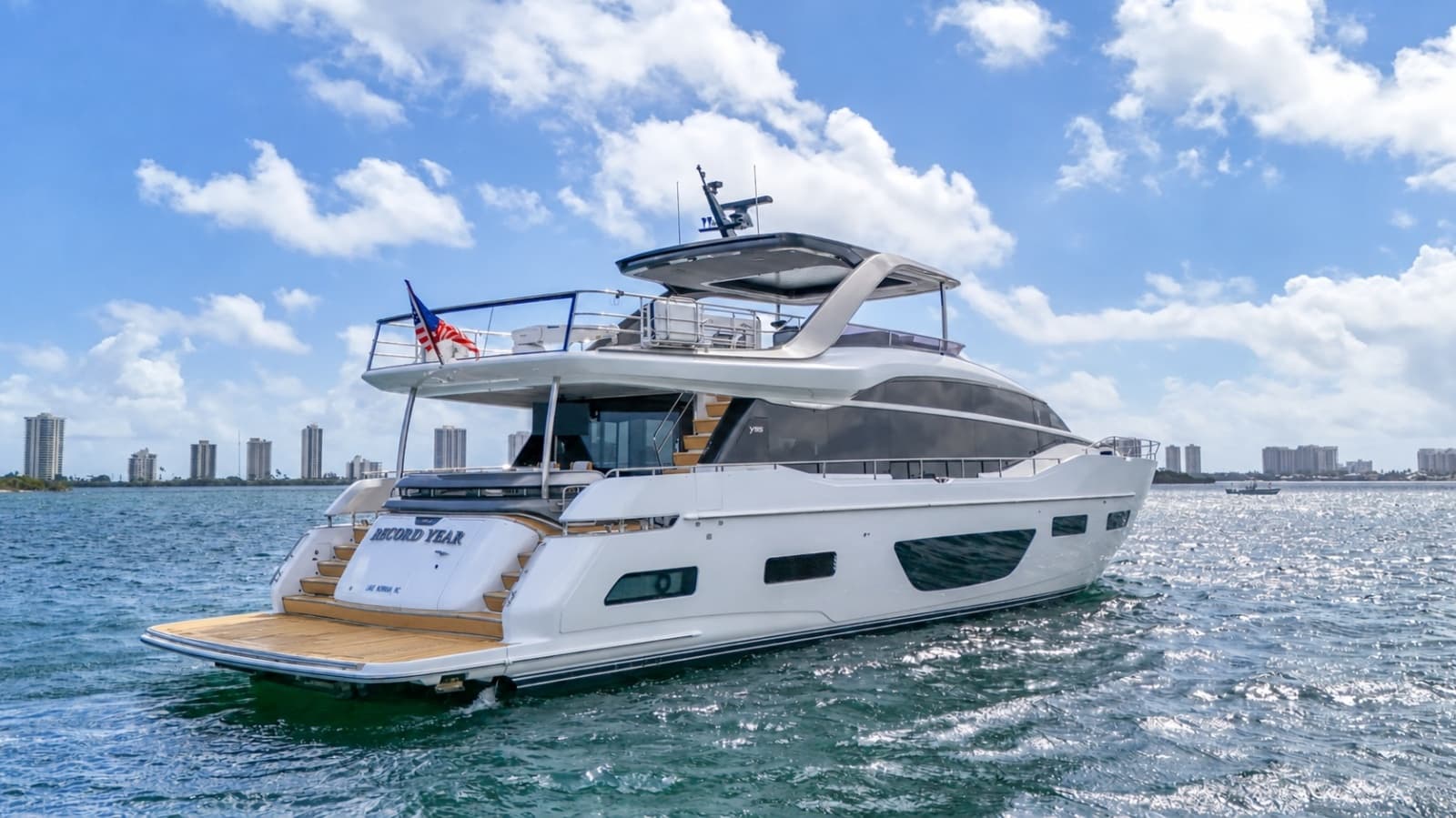 2021 Princess Y85 - Photo 4