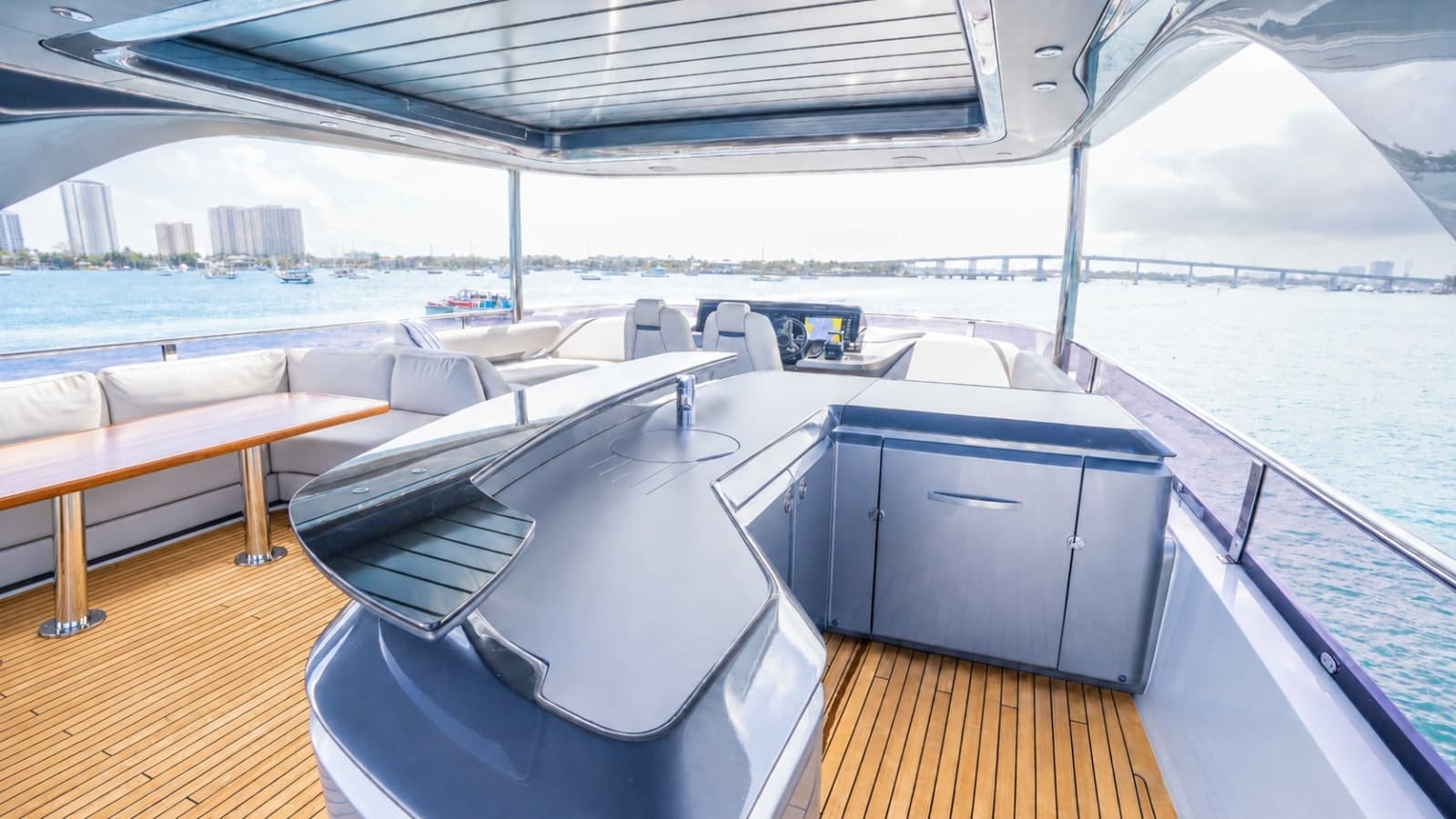 2021 Princess Y85 - Photo 12