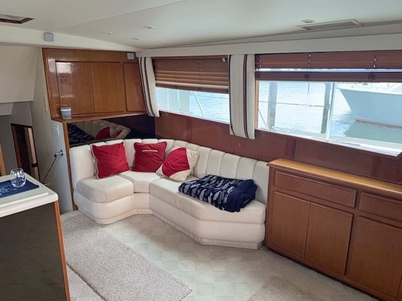 1998 Viking Motor Yacht - Photo 25