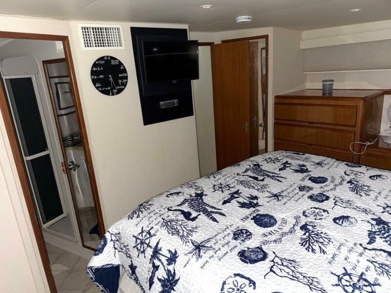 1998 Viking Motor Yacht