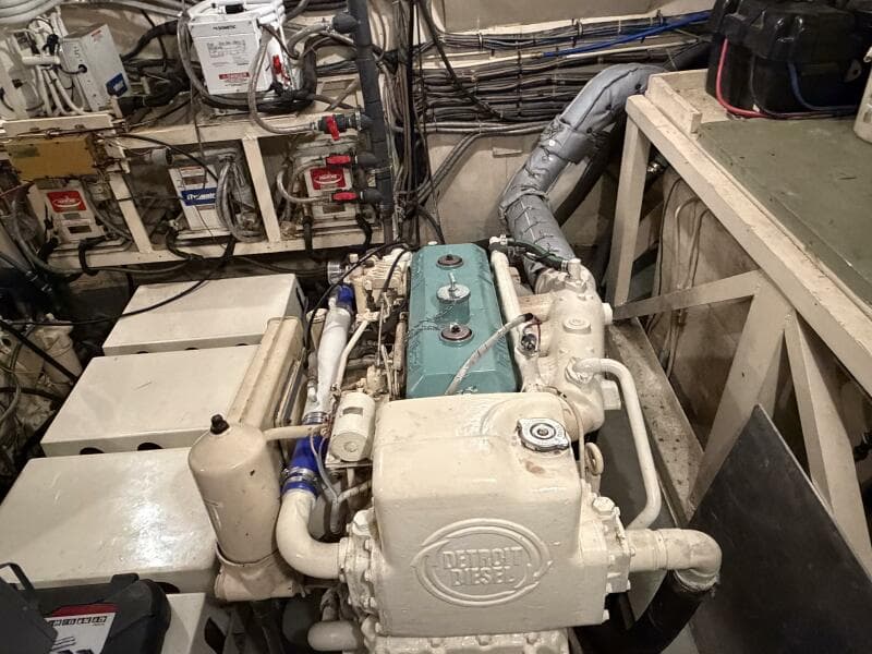 1975 Hatteras 58 LRC