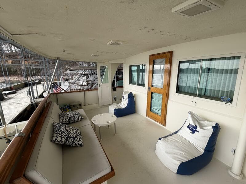 1975 Hatteras 58 LRC