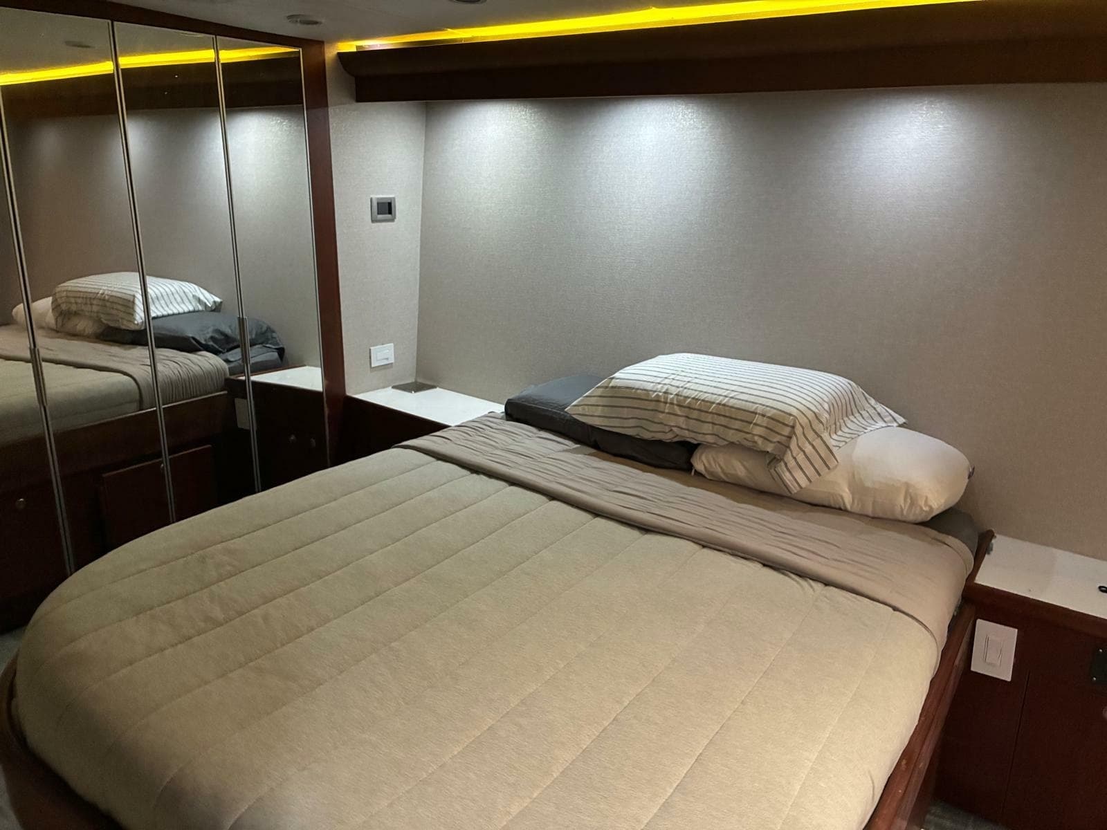 2001 Buddy Davis SPORTFISH