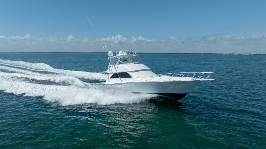 2006 Viking 52 Convertible