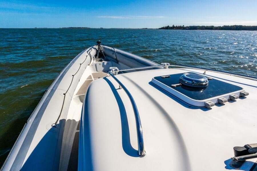 2002 Protector 410 Targa