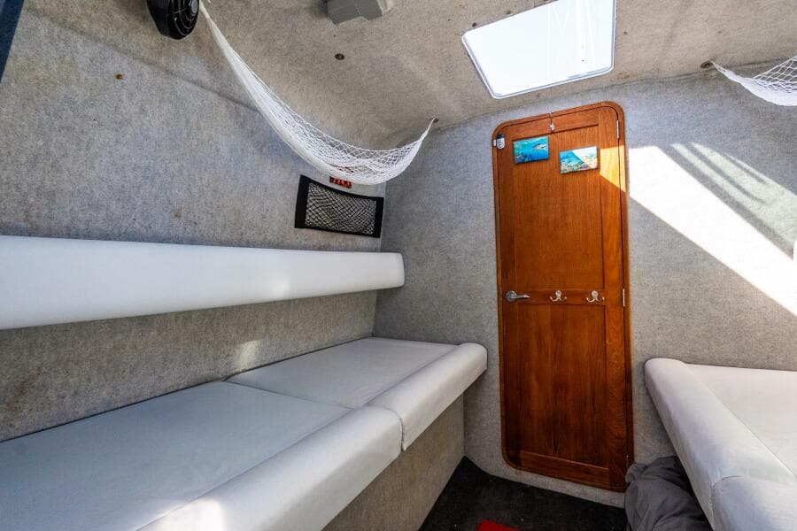 2002 Protector 410 Targa