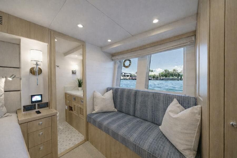 2026 Offshore Yachts 