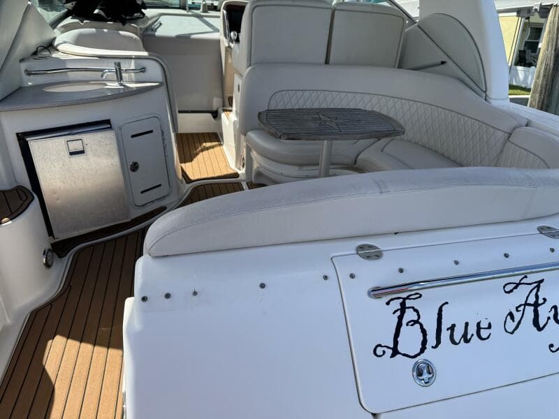 2002 Sea Ray 320 Sundancer