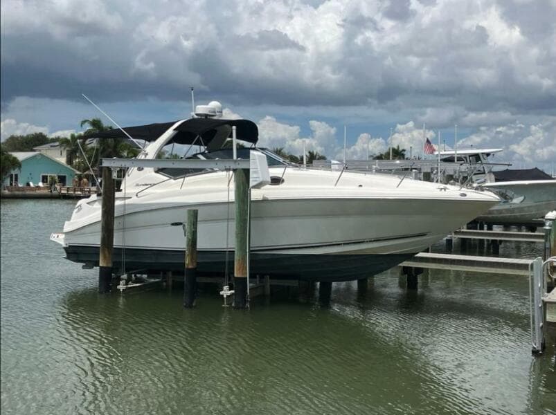 2002 Sea Ray 320 Sundancer