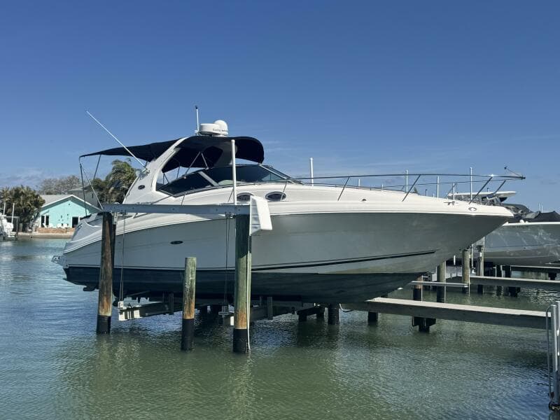 2002 Sea Ray 320 Sundancer