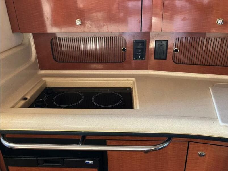 2002 Sea Ray 320 Sundancer