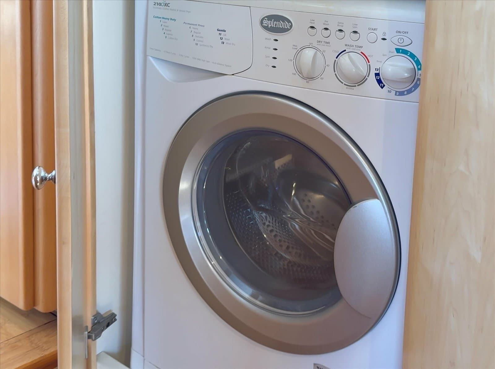 1998 Carver 455 Aft Cabin MY