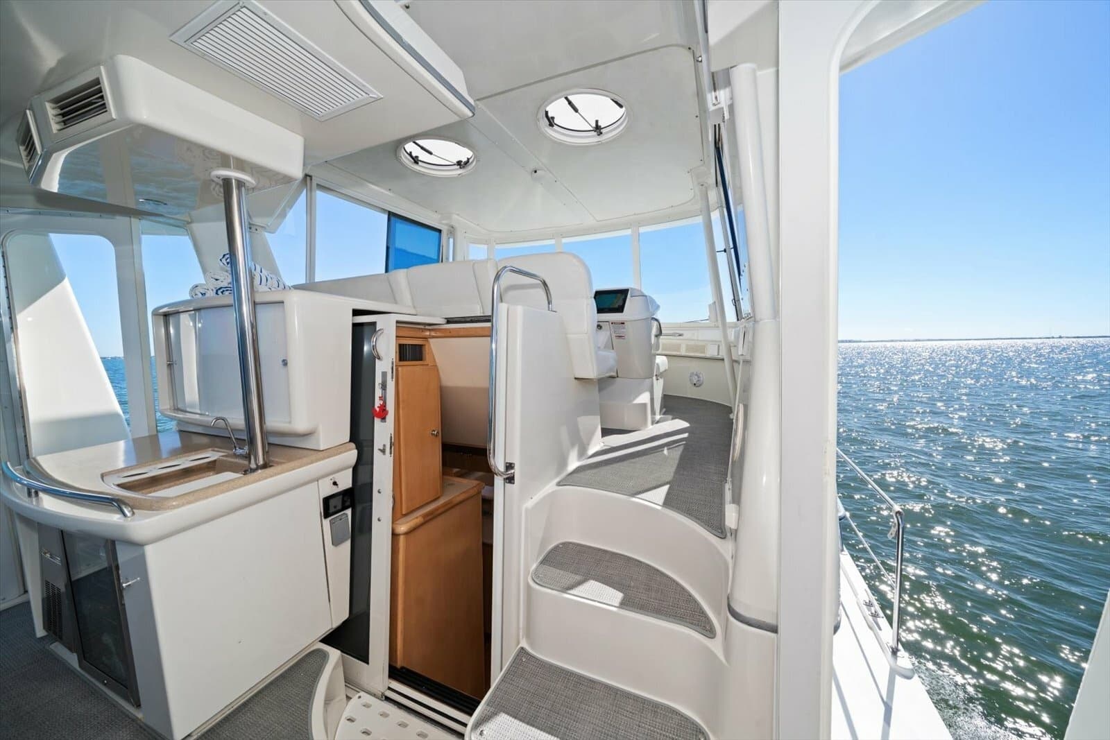 1998 Carver 455 Aft Cabin MY