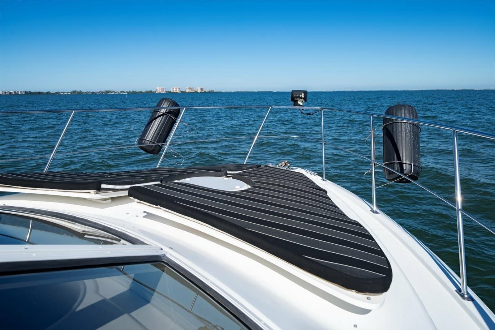 1998 Carver 455 Aft Cabin MY