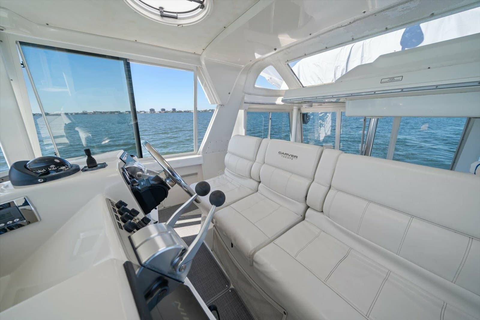 1998 Carver 455 Aft Cabin MY