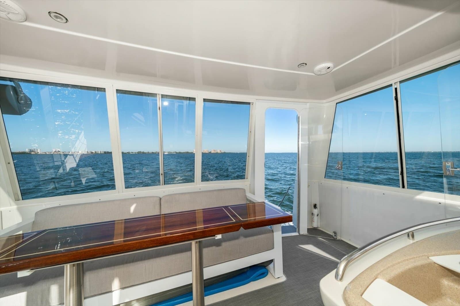 1998 Carver 455 Aft Cabin MY