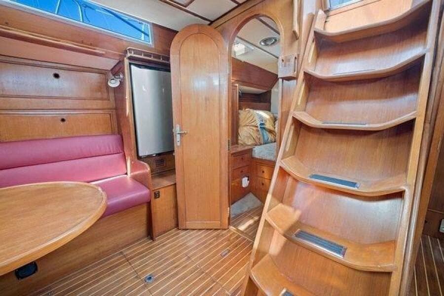 2.0 Midships Below Deck