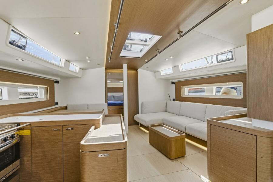 2024 Beneteau Oceanis Yacht 54