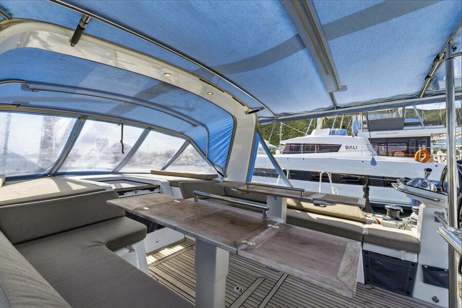 2024 Beneteau Oceanis Yacht 54