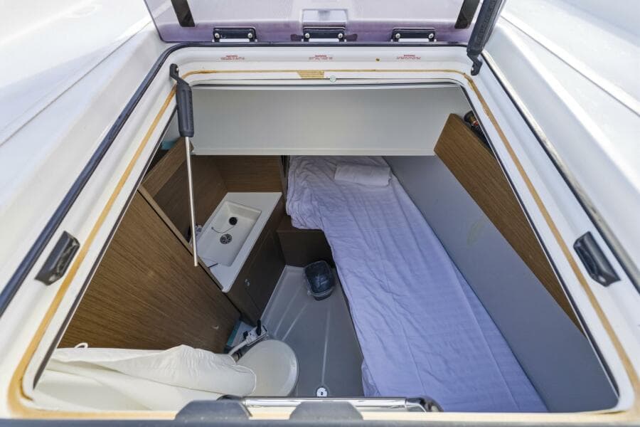 2024 Beneteau Oceanis Yacht 54