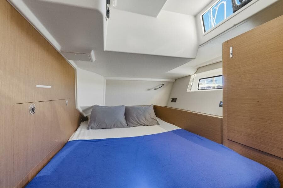 2024 Beneteau Oceanis Yacht 54